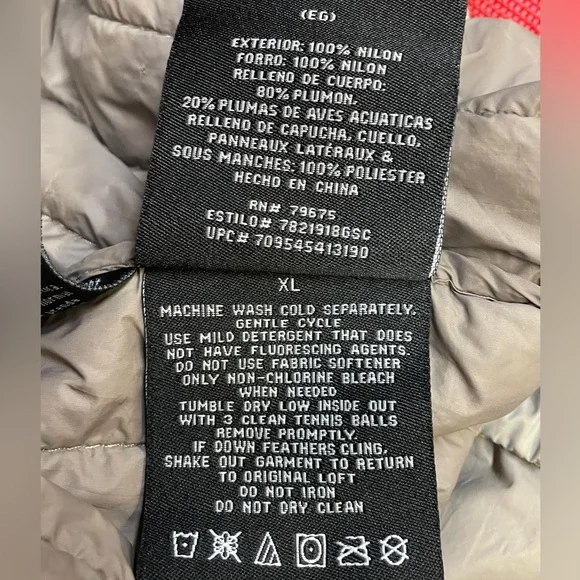 London Fog Women’s XL Light Gray Quilted Jacket. - Picture 8 of 13